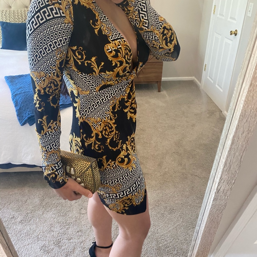 Dress - Picture 4 of 8